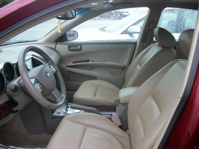 2004 Nissan Maxima SE