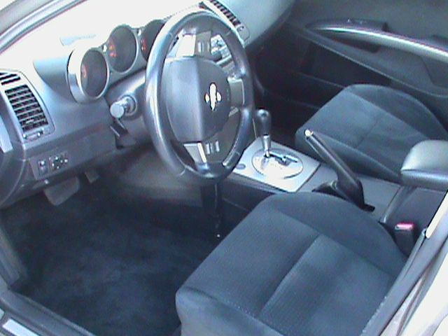 2004 Nissan Maxima SE