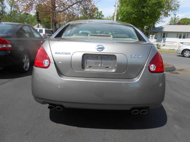 2004 Nissan Maxima 4dr Wgn H4 Man 2.5i Prem Awp/pwr Mo