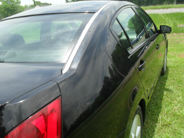 2004 Nissan Maxima SE