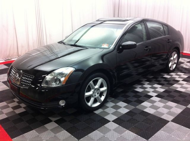 2004 Nissan Maxima SE