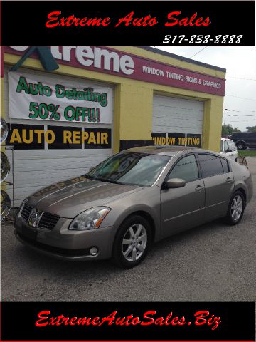 2004 Nissan Maxima SE