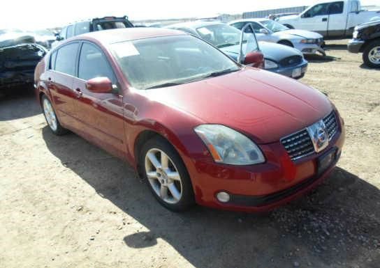 2004 Nissan Maxima SE