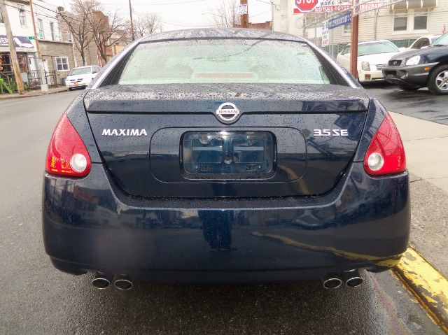 2004 Nissan Maxima RT HEMI W/ Sunroof