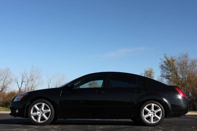 2005 Nissan Maxima SE