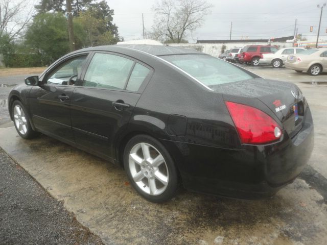 2005 Nissan Maxima Unknown