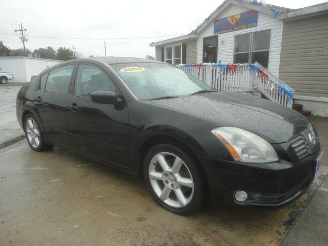 2005 Nissan Maxima Unknown