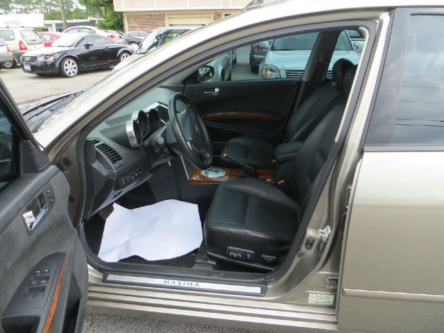 2005 Nissan Maxima LS S