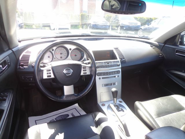 2005 Nissan Maxima SE