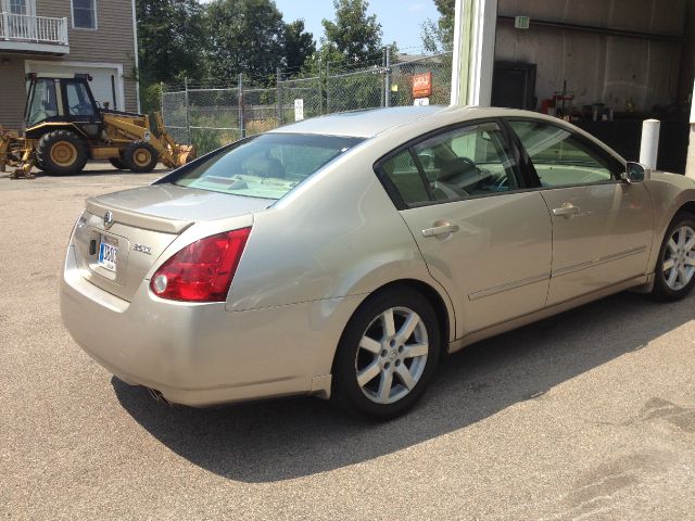 2005 Nissan Maxima LS S