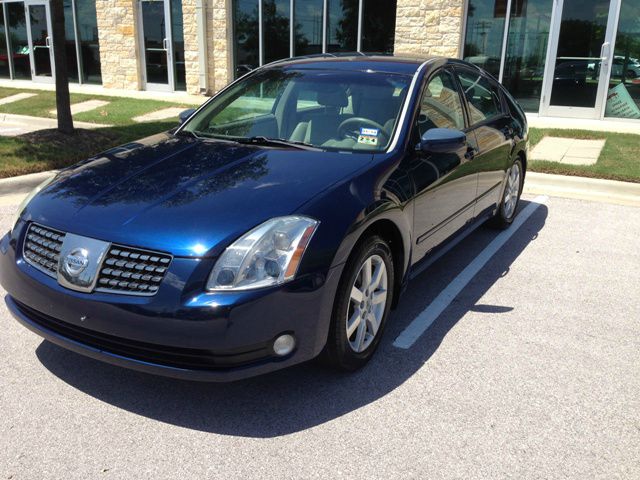 2005 Nissan Maxima SE