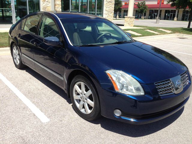 2005 Nissan Maxima SE