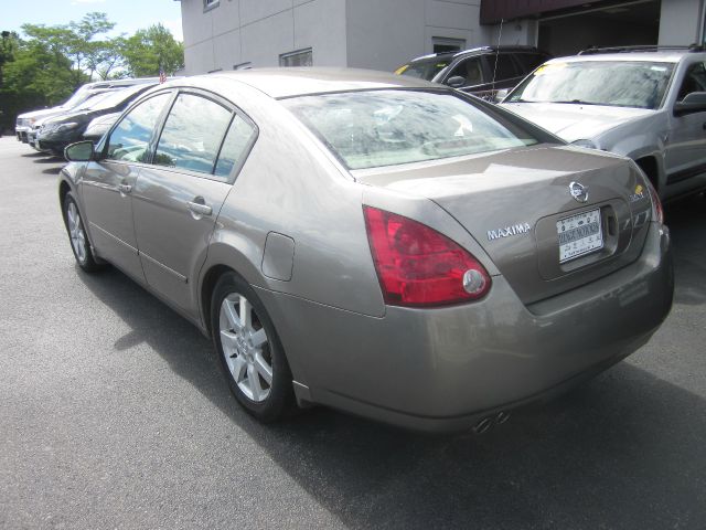 2005 Nissan Maxima LS S