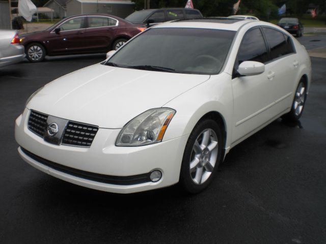 2005 Nissan Maxima SE