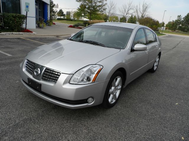 2005 Nissan Maxima SE