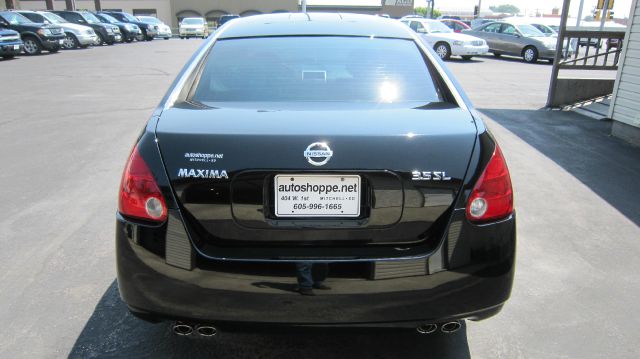 2005 Nissan Maxima LS S