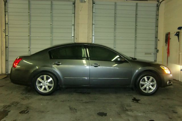 2005 Nissan Maxima LS S