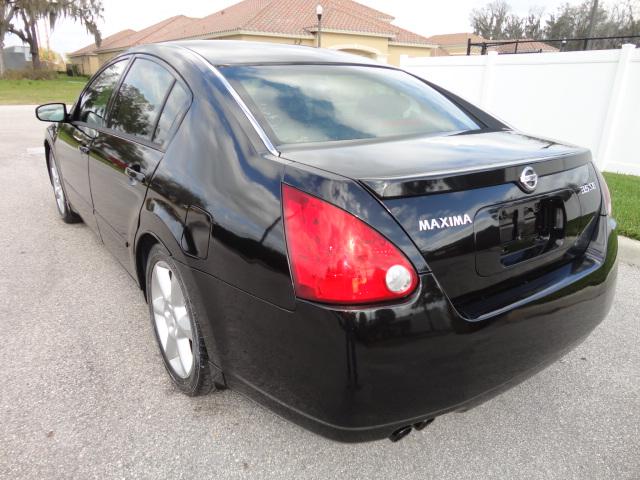 2005 Nissan Maxima Unknown