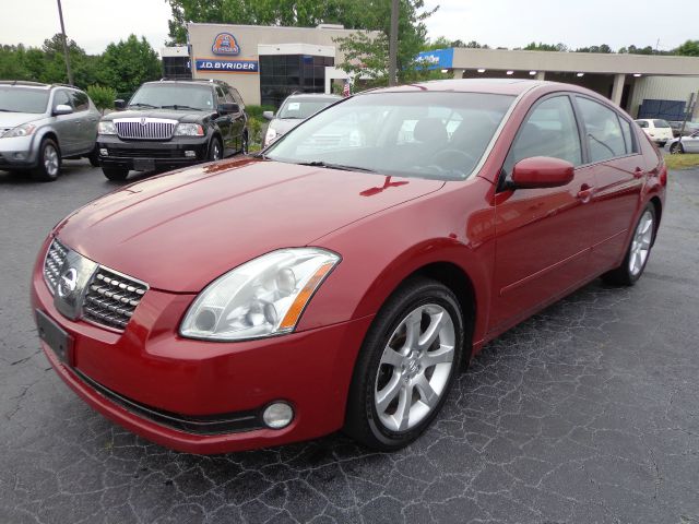 2005 Nissan Maxima SE