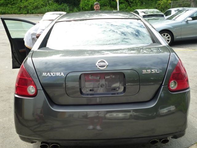 2005 Nissan Maxima LS S