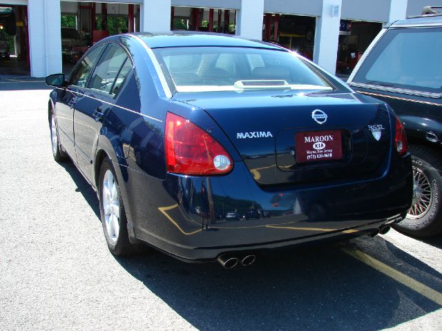 2005 Nissan Maxima Unknown