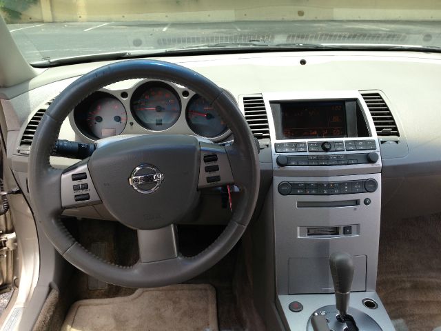 2005 Nissan Maxima SE