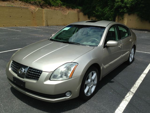 2005 Nissan Maxima SE