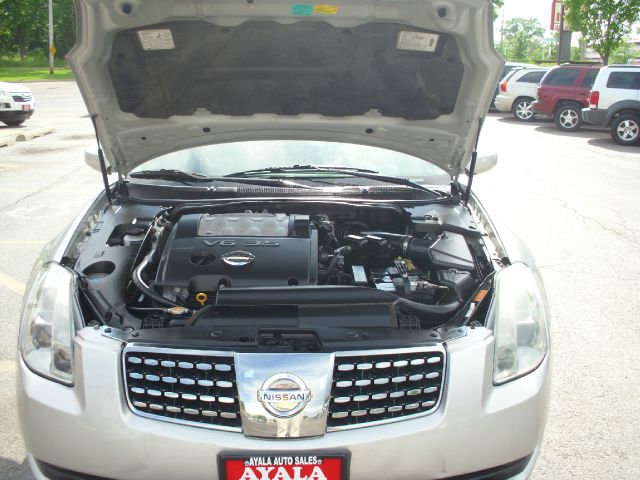 2005 Nissan Maxima LS S