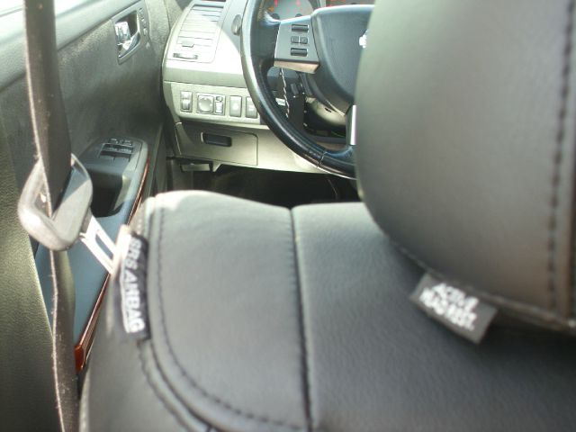 2005 Nissan Maxima LS S