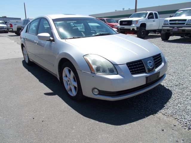 2005 Nissan Maxima SE