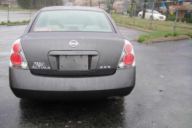 2005 Nissan Maxima SE