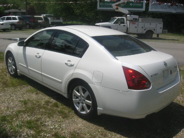 2005 Nissan Maxima LS S