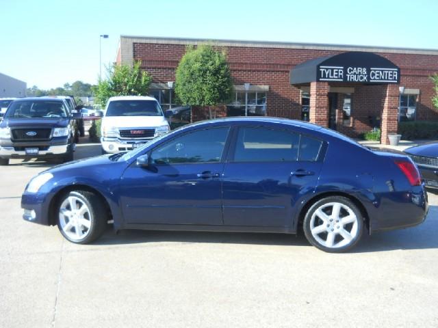 2005 Nissan Maxima 5D Sedan