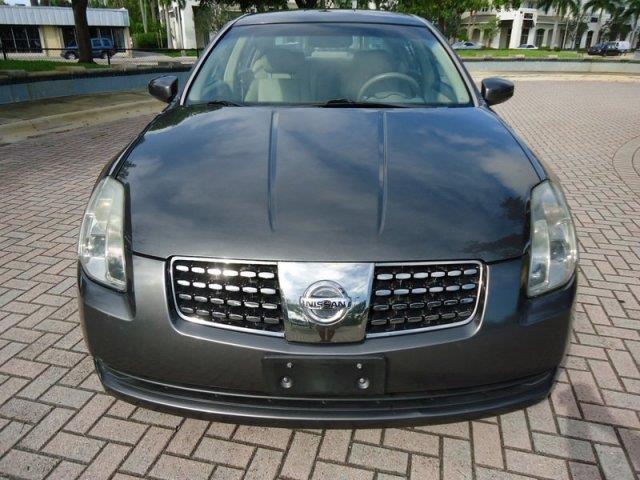 2006 Nissan Maxima ST Pickup 4D 5 1/2 Ft