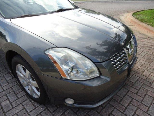 2006 Nissan Maxima ST Pickup 4D 5 1/2 Ft