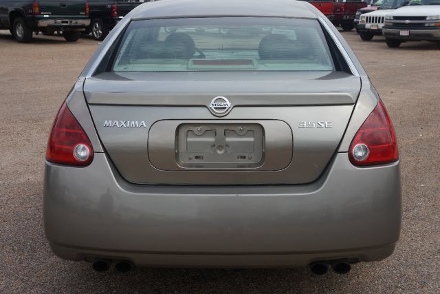 2006 Nissan Maxima SE