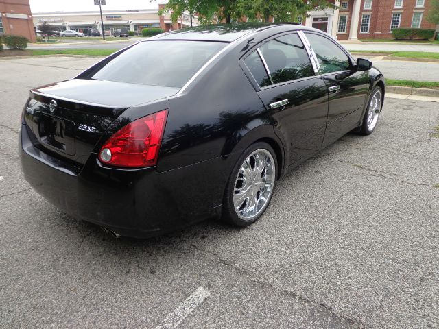 2006 Nissan Maxima SE