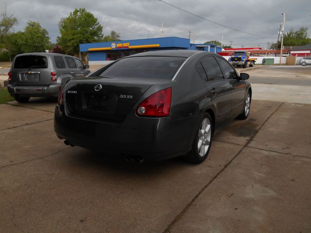 2006 Nissan Maxima SE