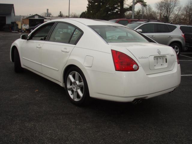 2006 Nissan Maxima SE