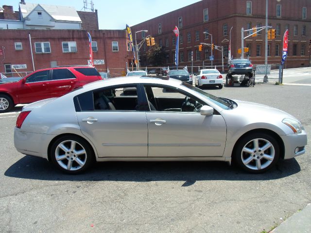 2006 Nissan Maxima SE