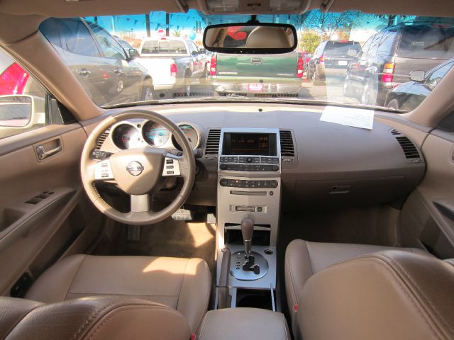 2006 Nissan Maxima SE