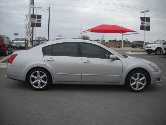 2006 Nissan Maxima 5D Sedan