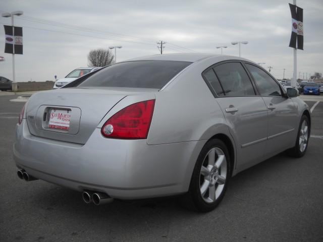 2006 Nissan Maxima 5D Sedan