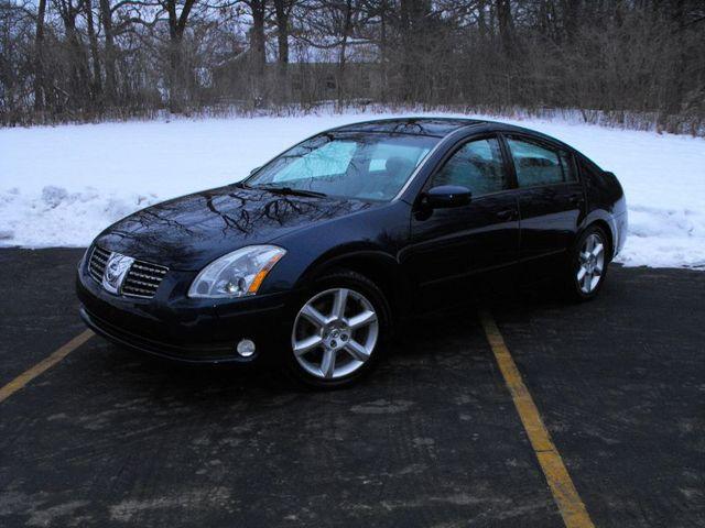 2006 Nissan Maxima Sport -5 Speed-stick-4x4