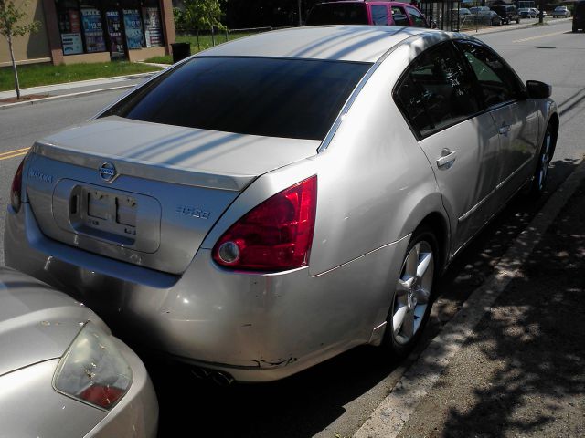 2006 Nissan Maxima SE