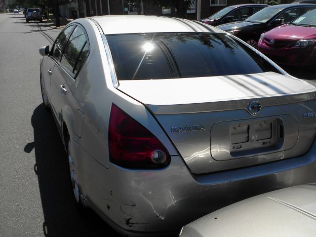 2006 Nissan Maxima SE