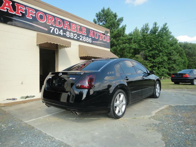 2006 Nissan Maxima SE