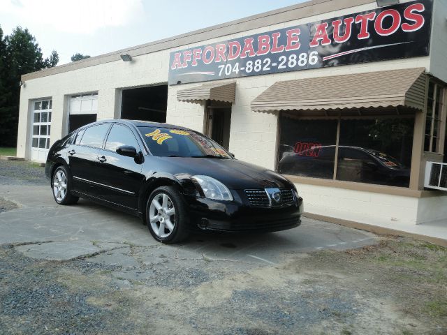 2006 Nissan Maxima SE