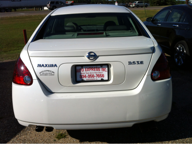 2006 Nissan Maxima SE