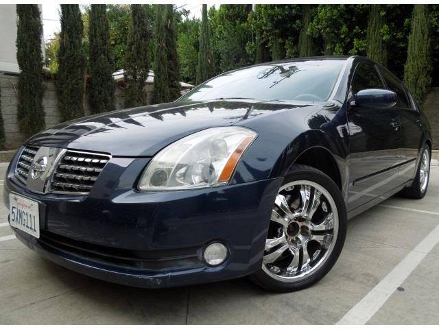 2006 Nissan Maxima ST Pickup 4D 5 1/2 Ft